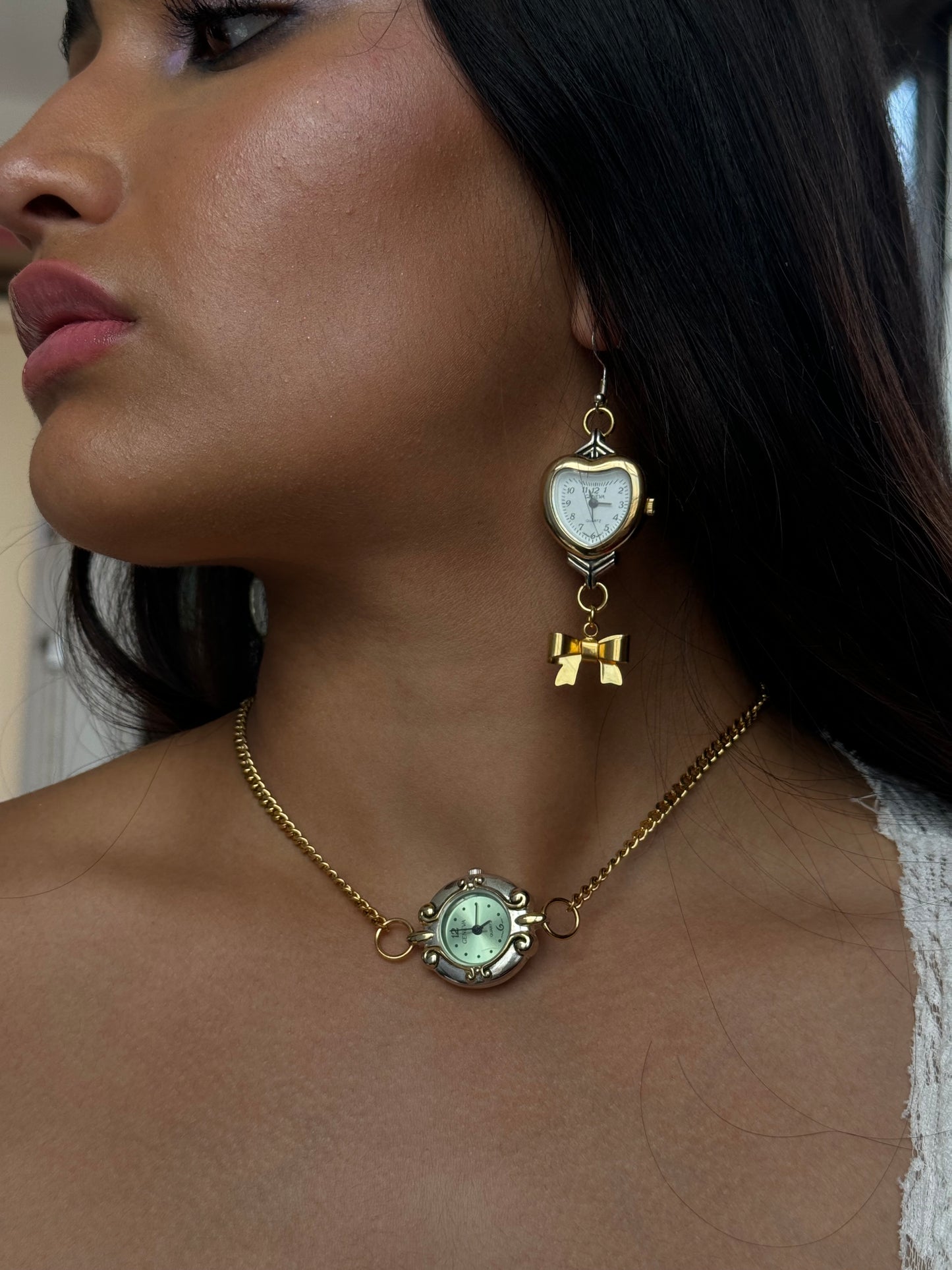 Single Green Watch Choker