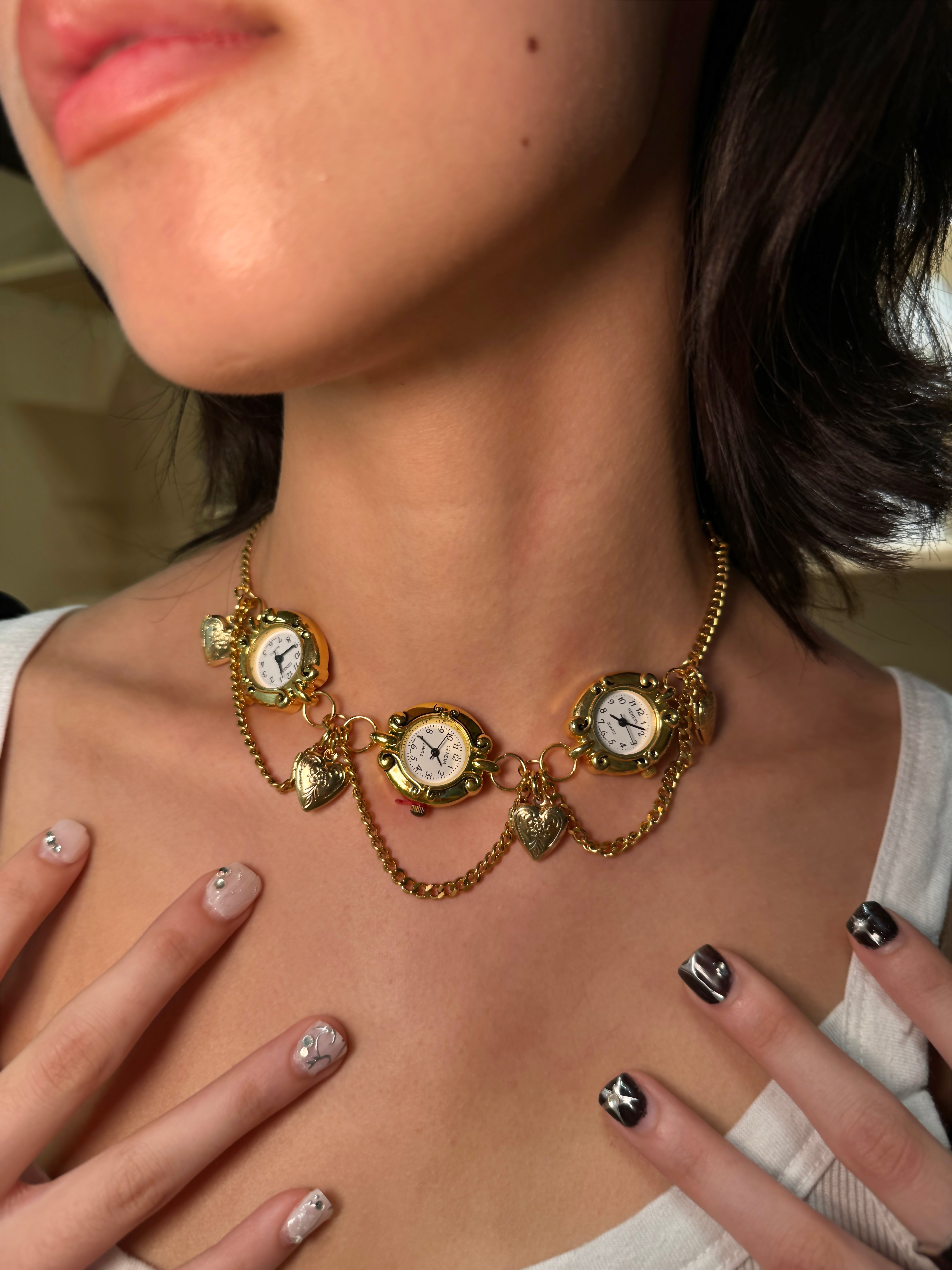 Vintage gold choker hotsell